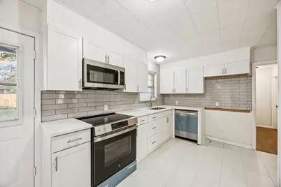 10042 Brockbank Drive, Dallas, TX 75229 - Photo 5