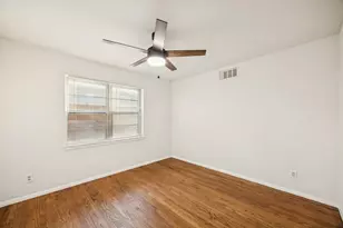 10042 Brockbank Dr, Dallas, TX 75229 - Photo 15