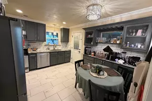 4216 Phoenix Dr, Carrollton, TX 75010 - Photo 3