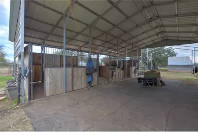 2579 State Highway 6, Valley Mills, TX 76689 - Photo 3