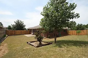 10708 Cobblestone Dr, Benbrook, TX 76126 - Photo 17