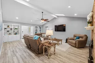 2908 Steve Dr, Hurst, TX 76054 - Photo 7