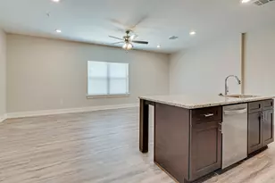 115 W Jones St, Krum, TX 76249 - Photo 9