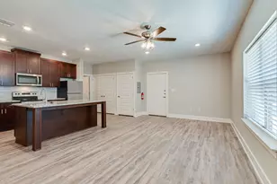 115 W Jones St, Krum, TX 76249 - Photo 7