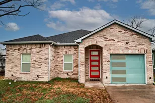 1519 Stonewall St, Greenville, TX 75401 - Photo 1