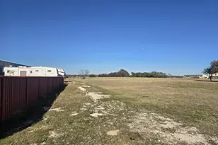 277 Deer Shadow Cir, Whitney, TX 76692 - Photo 9