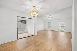 8814 Linda Vista Dr, Rowlett, TX 75088 - Photo 17