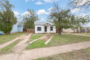 2017 Sycamore St, Abilene, TX 79602 - Photo 3