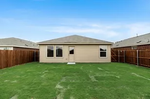 1640 Limpkin Dr, Fort Worth, TX 76140 - Photo 11