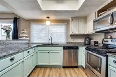 2520 Via Avenida Drive, Carrollton, TX 75006 - Photo 5