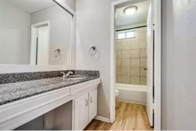 2520 Via Avenida Drive, Carrollton, TX 75006 - Photo 9