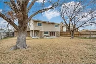 2520 Via Avenida Drive, Carrollton, TX 75006 - Photo 13