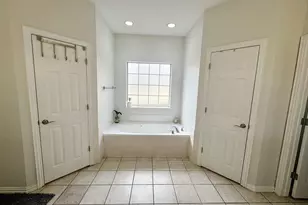 802 John Thomas Dr, Keene, TX 76059 - Photo 19