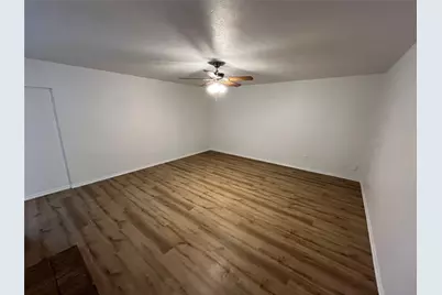 2133 Quail Hollow Drive, Grand Prairie, TX 75051 - Photo 3