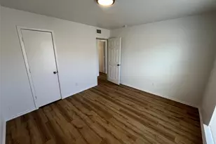 2133 Quail Hollow Dr, Grand Prairie, TX 75051 - Photo 25