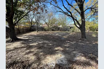2133 Quail Hollow Drive, Grand Prairie, TX 75051 - Photo 29