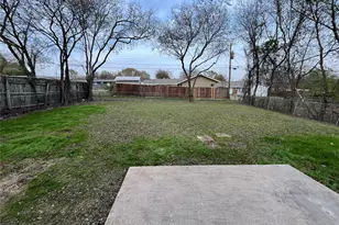 917 Garden Dr, Garland, TX 75040 - Photo 25