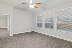 10372 Sarasota St, Grand Prairie, TX 76065 - Photo 15