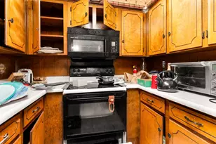 3024 Conflans Rd, Irving, TX 75061 - Photo 11