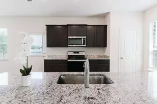 608 Aqueduct Dr, Seagoville, TX 75159 - Photo 3