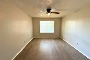 219 Fry St, Denton, TX 76201 - Photo 7