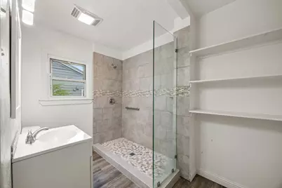 1713 Hemphill Drive, Dallas, TX 75216 - Photo 19