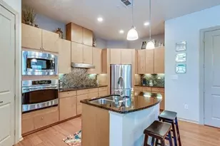 1207 Beaconsfield Lane, Arlington, TX 76011 - Photo 9