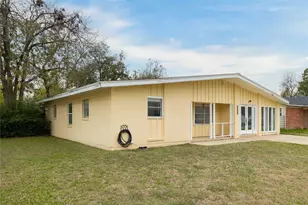 2215 13th St, Brownwood, TX 76801 - Photo 3