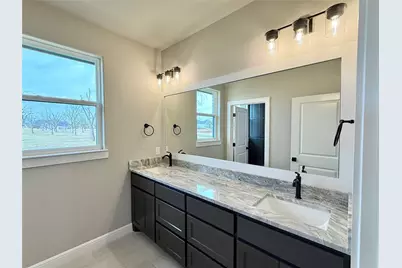 3714 Tremont Lane, Granbury, TX 76049 - Photo 15