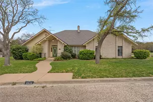 2510 Oak Ridge, Clifton, TX 76634 - Photo 1