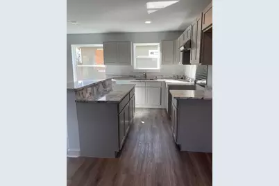 1420 E Arlington Avenue, Fort Worth, TX 76104 - Photo 3