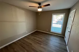 10222 Oak Gate Ln, Dallas, TX 75217 - Photo 15