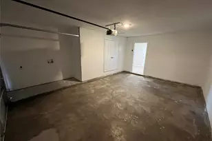 10222 Oak Gate Ln, Dallas, TX 75217 - Photo 19