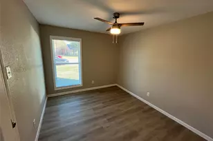 10222 Oak Gate Ln, Dallas, TX 75217 - Photo 13