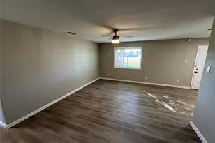 10222 Oak Gate Ln, Dallas, TX 75217 - Photo 3