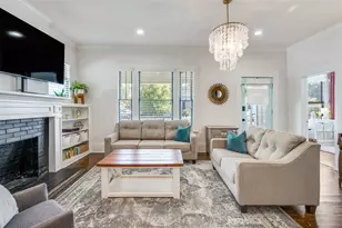 1800 S Adams St, Fort Worth, TX 76110 - Photo 3