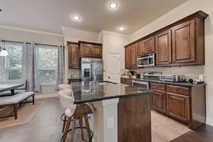 5007 Venecia Way, Grand Prairie, TX 75052 - Photo 7