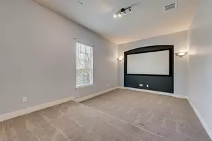 5007 Venecia Way, Grand Prairie, TX 75052 - Photo 17