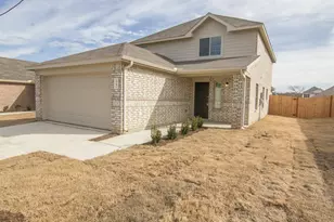 1701 Swallow Dr, Ennis, TX 75119 - Photo 1