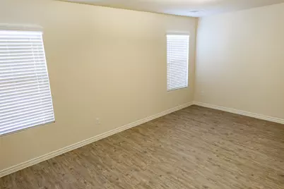 1701 Swallow Drive, Ennis, TX 75119 - Photo 13