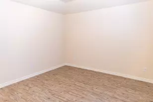 1603 Oriole Dr, Ennis, TX 75119 - Photo 9