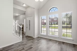 1741 Circle Creek Dr, Lewisville, TX 75067 - Photo 9