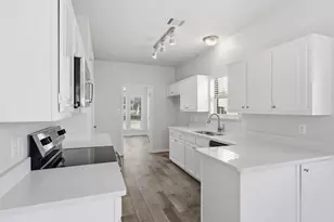 1741 Circle Creek Dr, Lewisville, TX 75067 - Photo 13