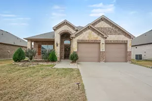 686 Navasota Dr, Crandall, TX 75114 - Photo 1