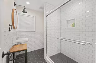 10637 Lakemere Dr, Dallas, TX 75238 - Photo 15