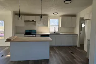 288 Salt Grass Cir, Poolville, TX 76487 - Photo 11