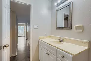 9117 Fairmont Cir, Rowlett, TX 75088 - Photo 17