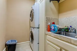 17206 Lechlade Ln, Dallas, TX 75252 - Photo 11