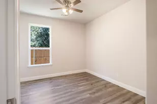 2515 Austin Ct, Granbury, TX 76048 - Photo 21