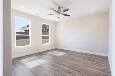 2515 Austin Court, Granbury, TX 76048 - Photo 13